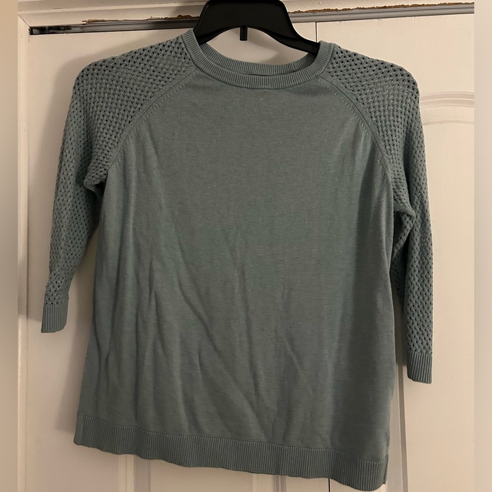 Banana Republic 3/4 Sleeve Sweater Top